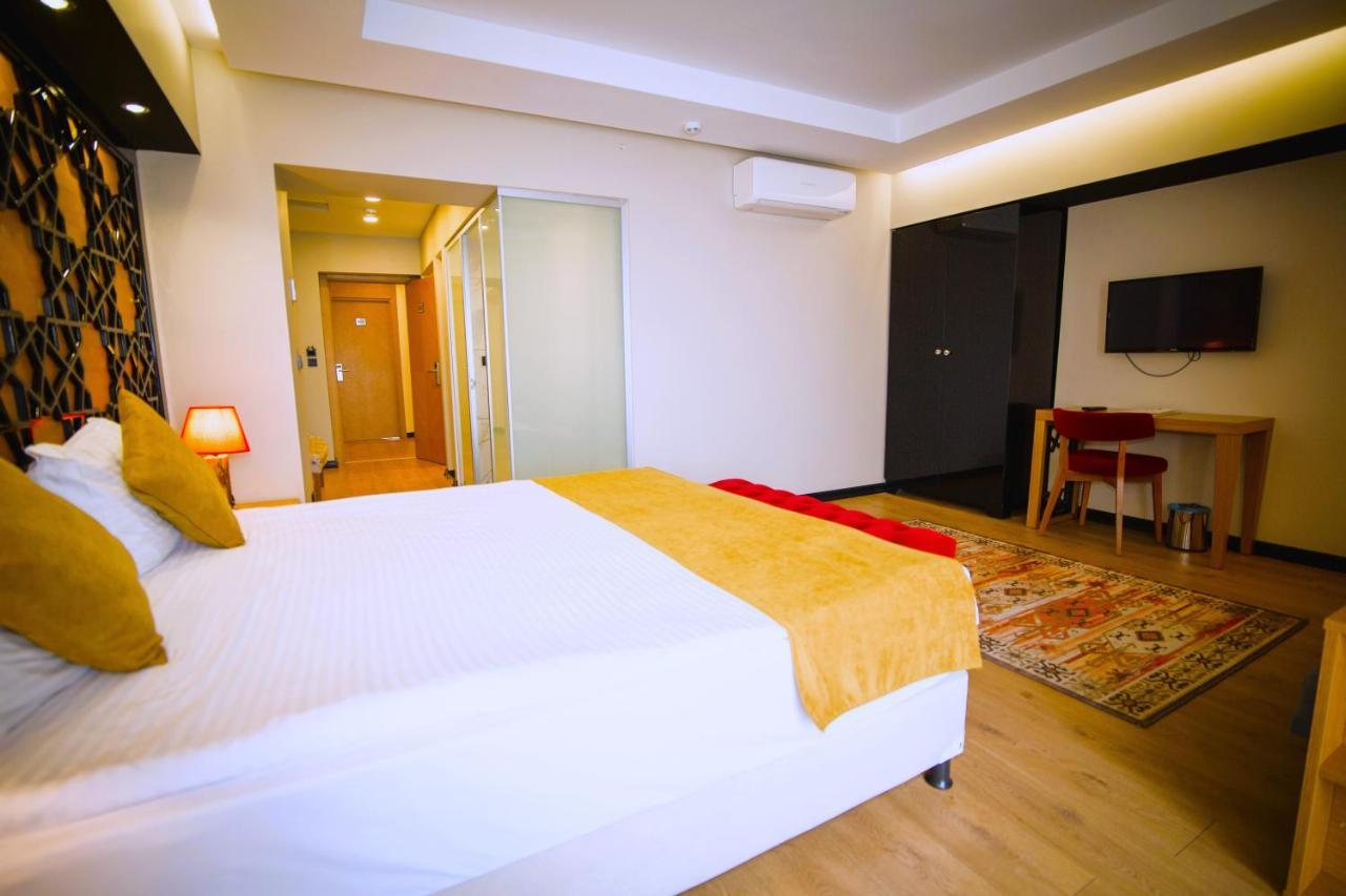 Vvr Hotel Istanboel Buitenkant foto