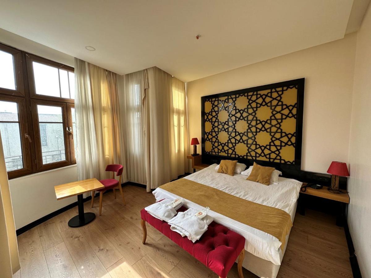 Vvr Hotel Istanboel Buitenkant foto