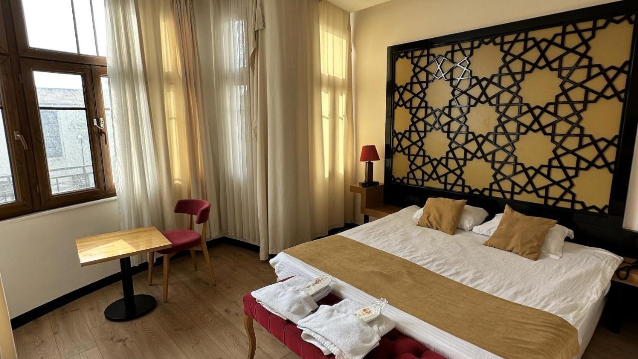 Vvr Hotel Istanboel Buitenkant foto