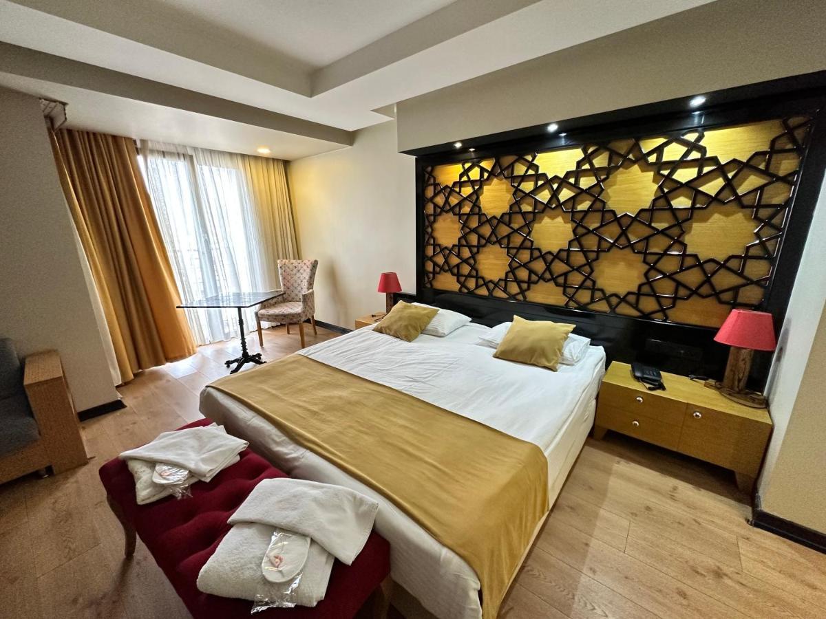 Vvr Hotel Istanboel Buitenkant foto