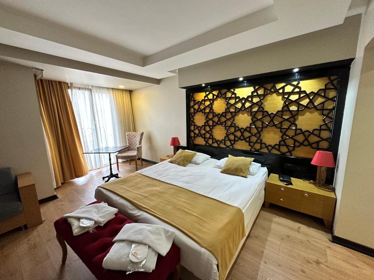 Vvr Hotel Istanboel Buitenkant foto